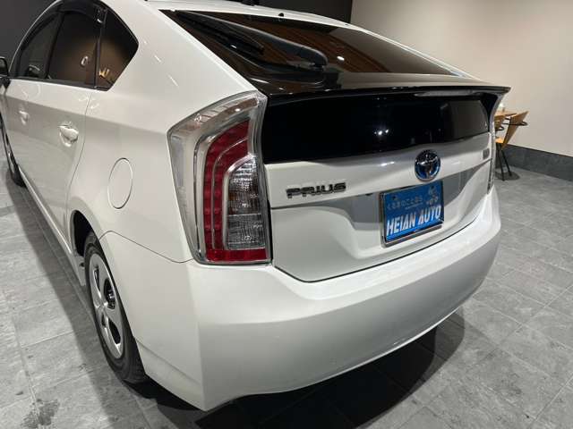 トヨタ プリウス １．８ Ｓ H26年 (近畿) 99