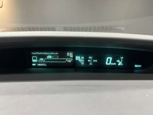 トヨタ プリウス １．８ Ｓ H26年 (近畿) 99