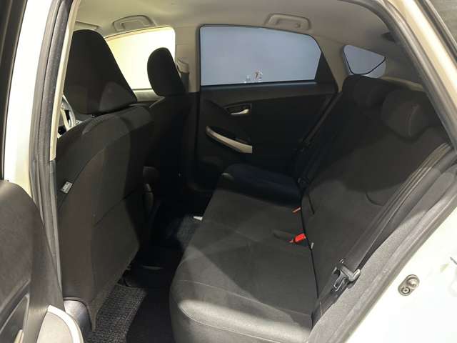 トヨタ プリウス １．８ Ｓ H26年 (近畿) 99