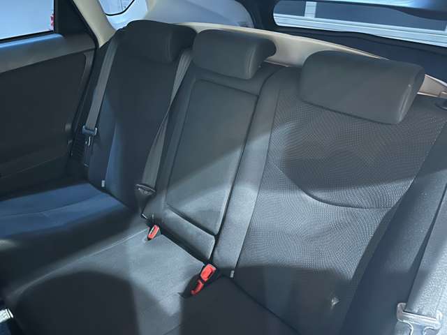 トヨタ プリウス １．８ Ｓ H26年 (近畿) 99