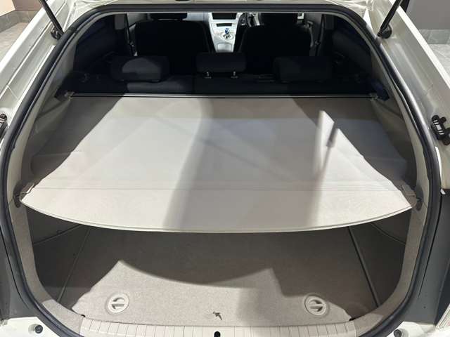 トヨタ プリウス １．８ Ｓ H26年 (近畿) 99