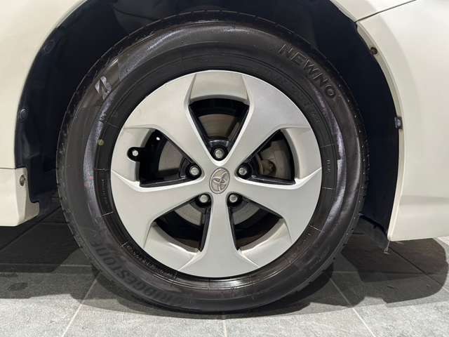 トヨタ プリウス １．８ Ｓ H26年 (近畿) 99