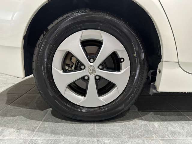 トヨタ プリウス １．８ Ｓ H26年 (近畿) 99