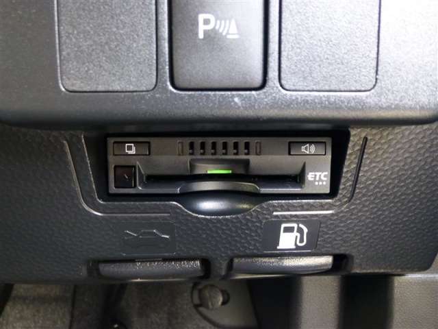 トヨタ ルーミー １．０ カスタム Ｇ R4年 (東北) 99