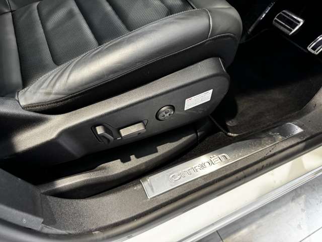 シトロエン Ｃ５　エアクロス　ＳＵＶ　ＰＨＥＶ マックス プラグインハイブリッド R6年 (中国) 99