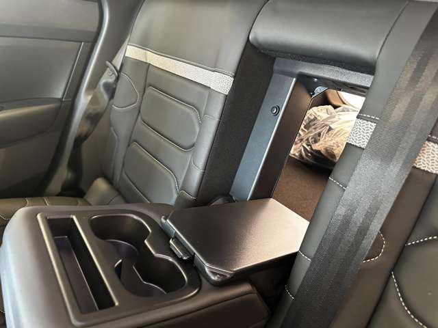 シトロエン Ｅ−Ｃ４ シャイン R5年 (中国) 99