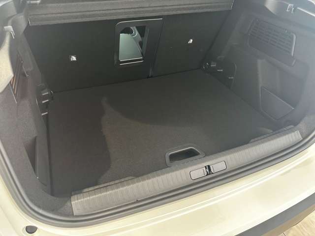 シトロエン Ｅ−Ｃ４ シャイン R5年 (中国) 99