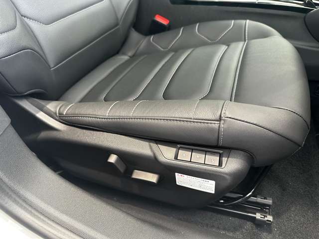 シトロエン Ｅ−Ｃ４ シャイン R5年 (中国) 99