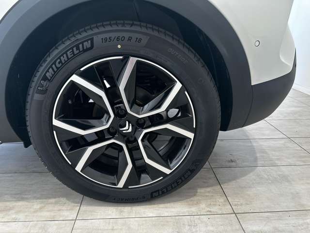 シトロエン Ｅ−Ｃ４ シャイン R5年 (中国) 99