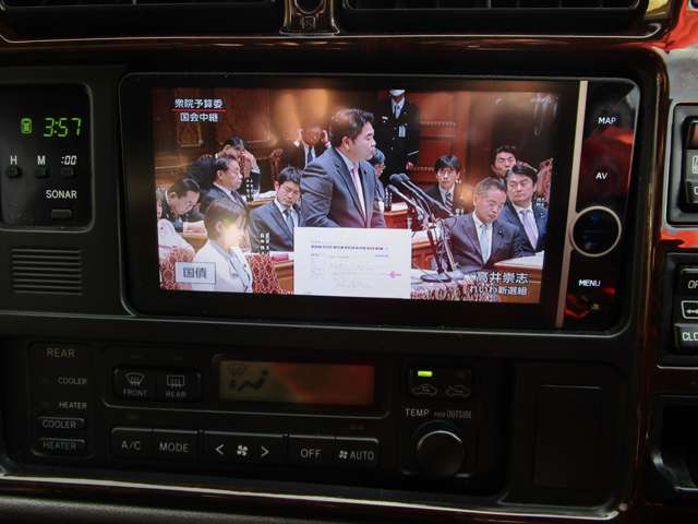 トヨタ ハイエースワゴン ３．０ スーパーカスタムリミテッド トリプルムーンルーフ ディーゼルターボ H12年 (中国) 99