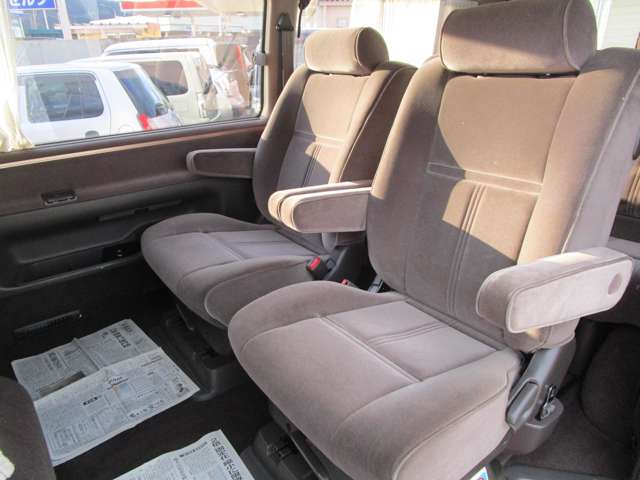 トヨタ ハイエースワゴン ３．０ スーパーカスタムリミテッド トリプルムーンルーフ ディーゼルターボ H12年 (中国) 99