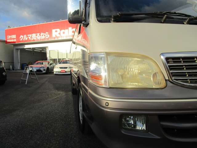 トヨタ ハイエースワゴン ３．０ スーパーカスタムリミテッド トリプルムーンルーフ ディーゼルターボ H12年 (中国) 99