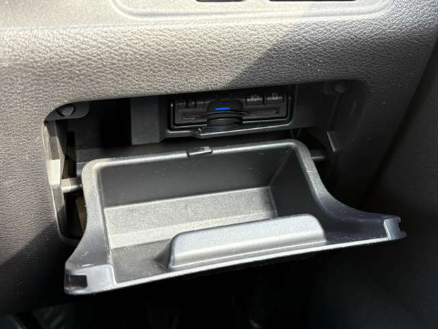 日産 セレナ ２．０ ライダー オーテック ３０ＴＨアニバーサリー プロパイロット エディション H28年 (中国) 99