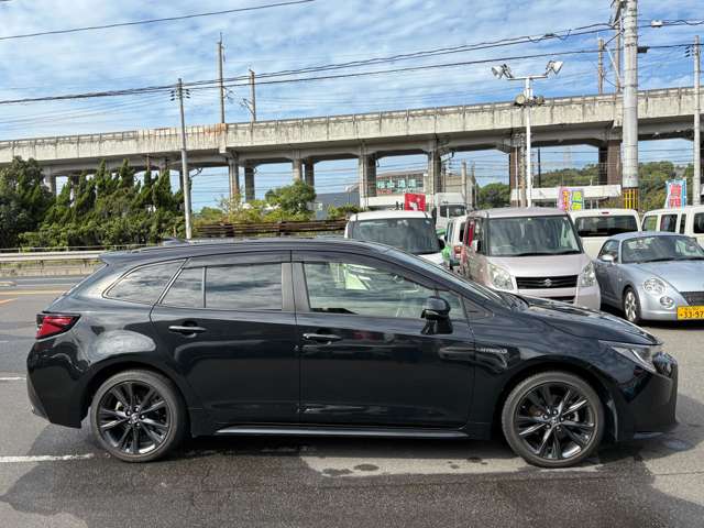 トヨタ カローラ　ツーリング　ハイブリッド １．８ ハイブリッド ＷＸＢ Ｅ－ＦＯＵＲ ４ＷＤ R2年 (中国) 99