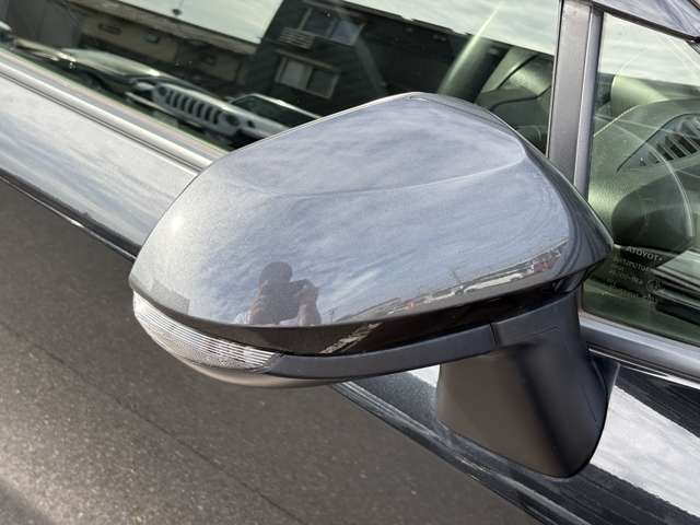 トヨタ カローラ　ツーリング　ハイブリッド １．８ ハイブリッド ＷＸＢ Ｅ－ＦＯＵＲ ４ＷＤ R2年 (中国) 99