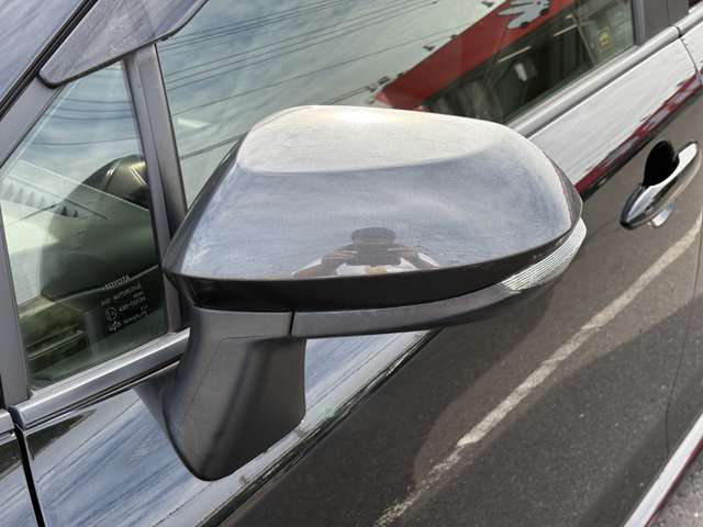 トヨタ カローラ　ツーリング　ハイブリッド １．８ ハイブリッド ＷＸＢ Ｅ－ＦＯＵＲ ４ＷＤ R2年 (中国) 99