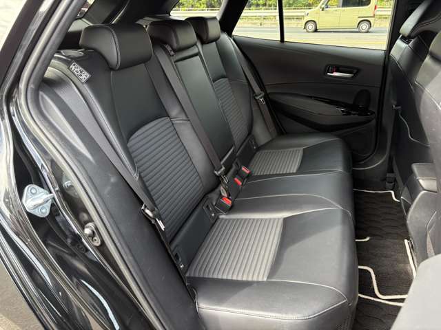 トヨタ カローラ　ツーリング　ハイブリッド １．８ ハイブリッド ＷＸＢ Ｅ－ＦＯＵＲ ４ＷＤ R2年 (中国) 99