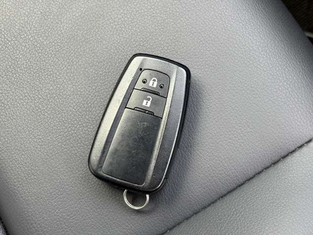 トヨタ カローラ　ツーリング　ハイブリッド １．８ ハイブリッド ＷＸＢ Ｅ－ＦＯＵＲ ４ＷＤ R2年 (中国) 99