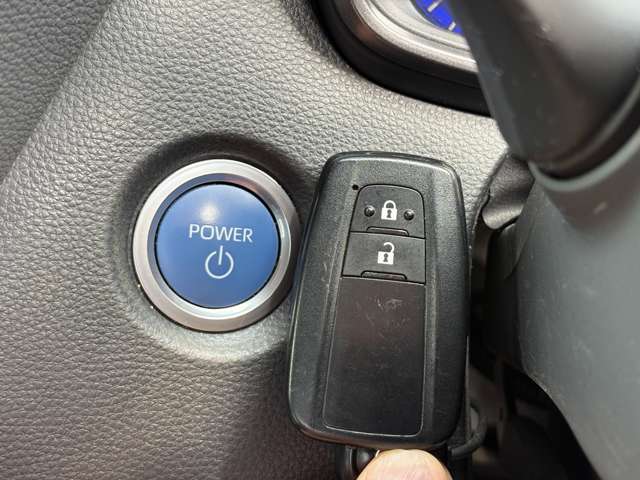 トヨタ カローラ　ツーリング　ハイブリッド １．８ ハイブリッド ＷＸＢ Ｅ－ＦＯＵＲ ４ＷＤ R2年 (中国) 99