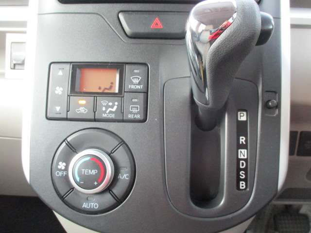 ダイハツ タント ６６０ Ｘ ＳＡ H26年 (中国) 99