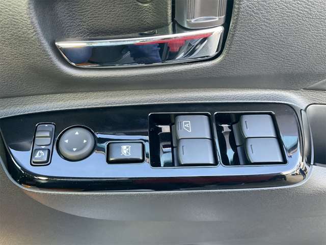 日産 ルークス ６６０ ハイウェイスターＧターボ プロパイロット エディション R5年 (近畿) 99