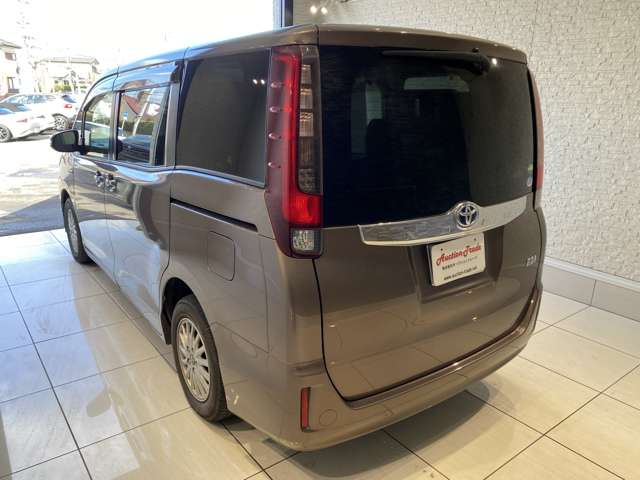 トヨタ ノア １．８ ハイブリッド Ｘ H26年 (九州・沖縄) 99