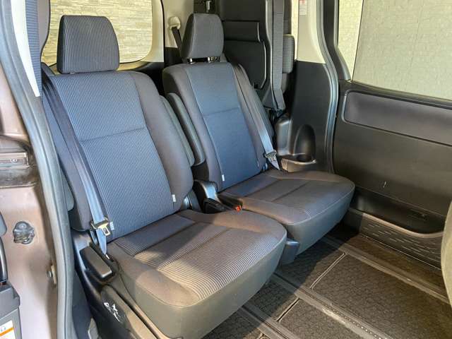 トヨタ ノア １．８ ハイブリッド Ｘ H26年 (九州・沖縄) 99