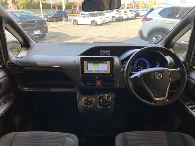 トヨタ ノア １．８ ハイブリッド Ｘ H26年 (九州・沖縄) 99