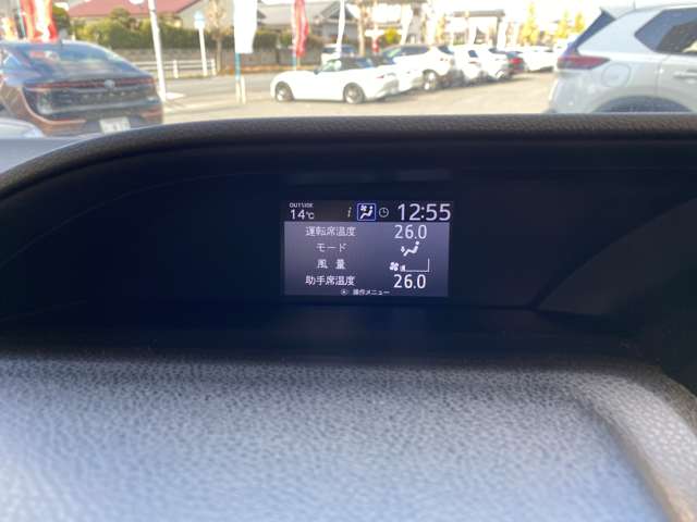 トヨタ ノア １．８ ハイブリッド Ｘ H26年 (九州・沖縄) 99