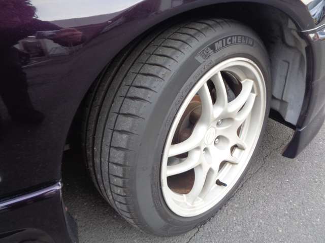 日産 スカイラインＧＴ−Ｒ ２．６ Ｖスペック ４ＷＤ H7年 (中国) 99