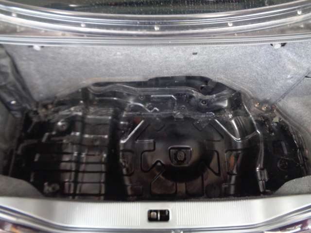 日産 スカイラインＧＴ−Ｒ ２．６ Ｖスペック ４ＷＤ H7年 (中国) 99