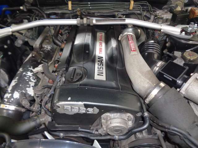 日産 スカイラインＧＴ−Ｒ ２．６ Ｖスペック ４ＷＤ H7年 (中国) 99