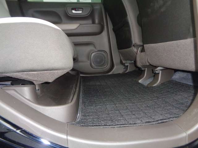 ホンダ Ｎ−ＷＧＮ カスタム ６６０ Ｌ ホンダ センシング R4年 (中国) 99