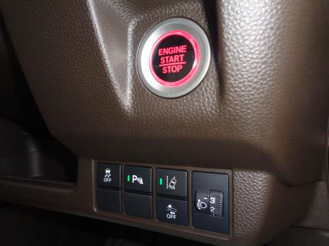 ホンダ Ｎ−ＷＧＮ カスタム ６６０ Ｌ ホンダ センシング R4年 (中国) 99