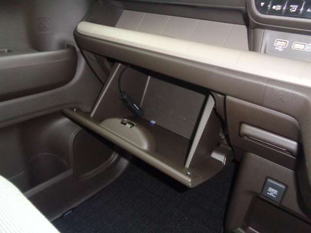 ホンダ Ｎ−ＷＧＮ カスタム ６６０ Ｌ ホンダ センシング R4年 (中国) 99