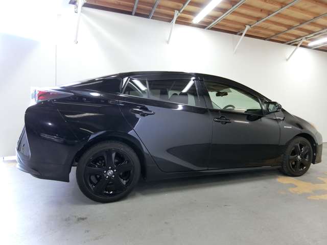 トヨタ プリウス １．８ Ｓ ツーリングセレクション H28年 (中国) 99