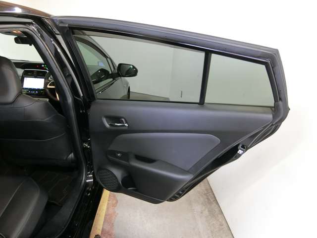 トヨタ プリウス １．８ Ｓ ツーリングセレクション H28年 (中国) 99