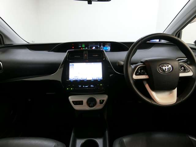 トヨタ プリウス １．８ Ｓ ツーリングセレクション H28年 (中国) 99