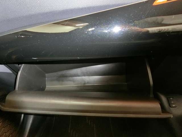 トヨタ プリウス １．８ Ｓ ツーリングセレクション H28年 (中国) 99