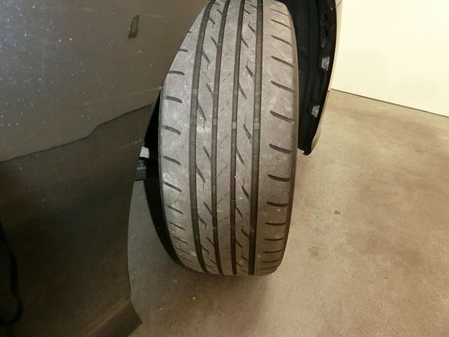 トヨタ プリウス １．８ Ｓ ツーリングセレクション H28年 (中国) 99