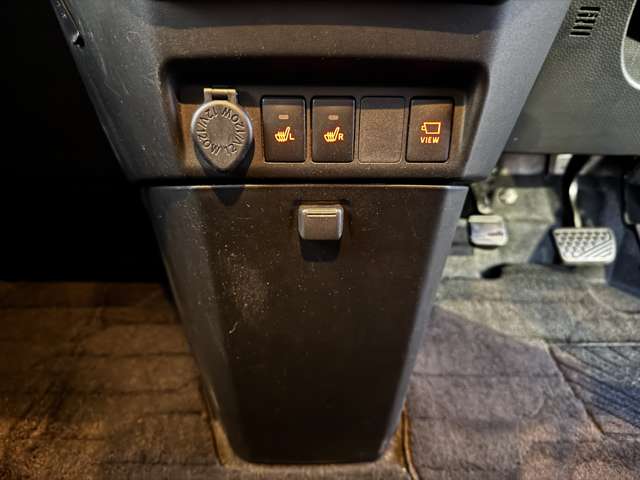 ダイハツ トール １．０ カスタムＧ リミテッド ＳＡＩＩＩ R1年 (九州・沖縄) 99