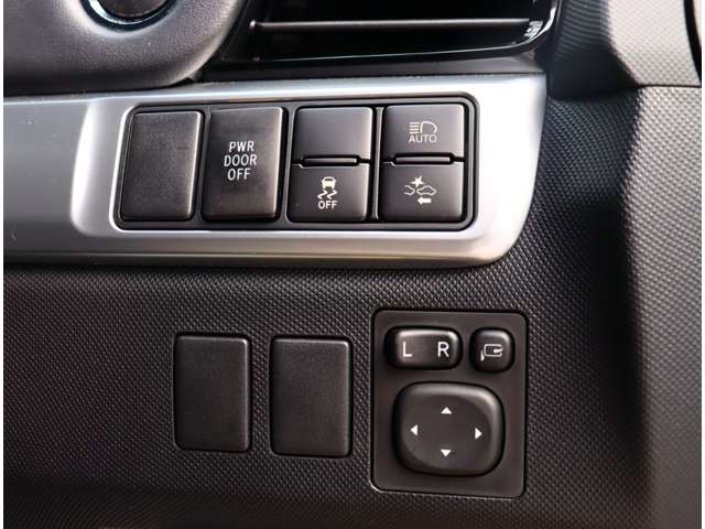 トヨタ エスティマ ２．４ アエラス プレミアム H30年 (関東) 99