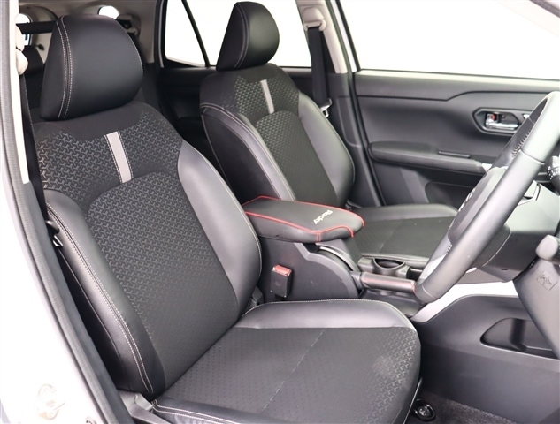 ダイハツ ロッキー １．０ プレミアム ４ＷＤ R3年 (関東) 99