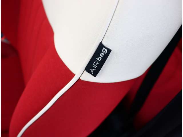 フィアット ５００Ｃ １．２　８Ｖ　ポップ H22年 (関東) 99