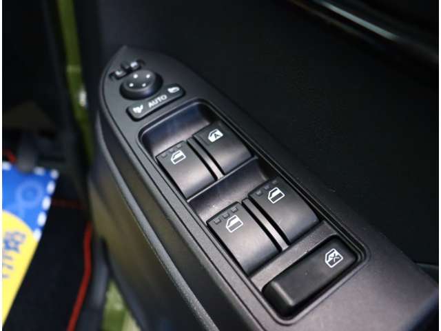 ダイハツ タント ６６０ ファンクロスターボ R4年 (関東) 99