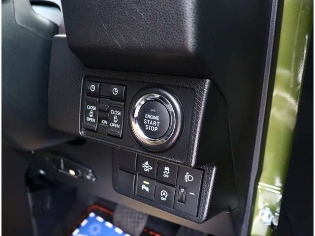 ダイハツ タント ６６０ ファンクロスターボ R4年 (関東) 99