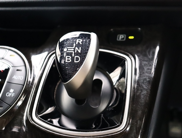 トヨタ ノア １．８ ハイブリッド ＳＩ R1年 (関東) 99