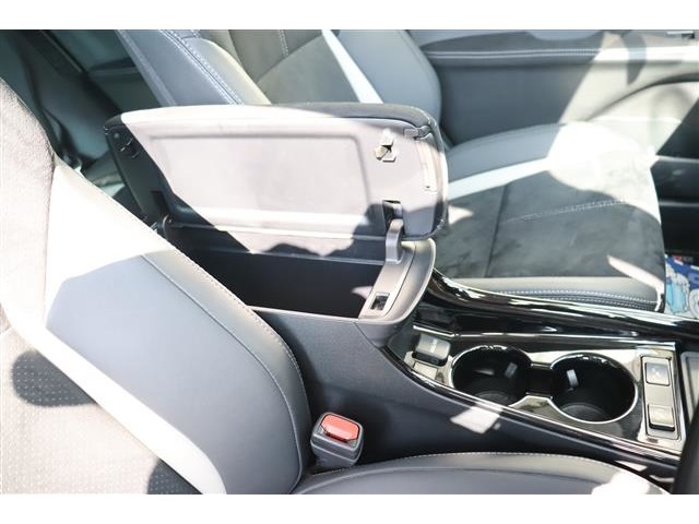 トヨタ プリウスＰＨＶ １．８ Ｓ ＧＲ スポーツ R1年 (関東) 99