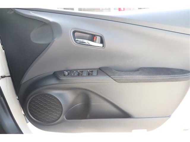 トヨタ プリウスＰＨＶ １．８ Ｓ ＧＲ スポーツ R1年 (関東) 99
