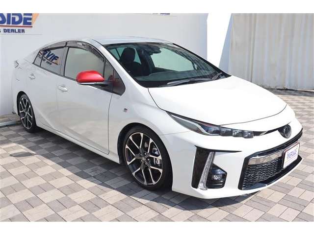 トヨタ プリウスＰＨＶ １．８ Ｓ ＧＲ スポーツ R1年 (関東) 99